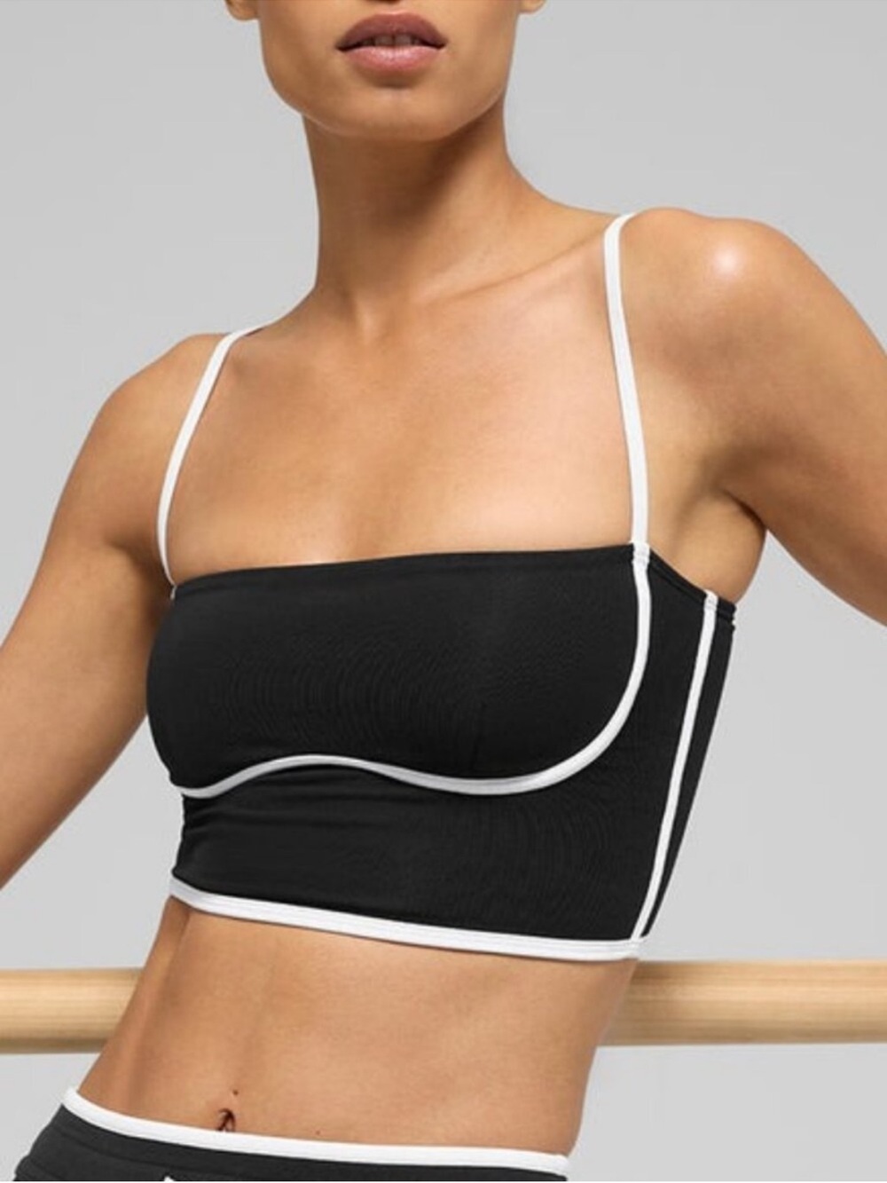 Alo Airbrush Streamlined Bra Tank, medium